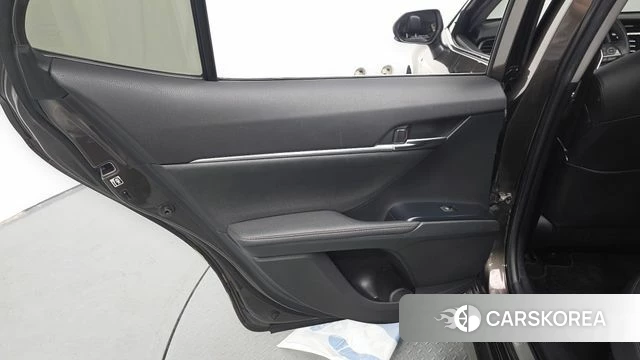 Toyota Camry (XV70) id 4642827 из Кореи 17
