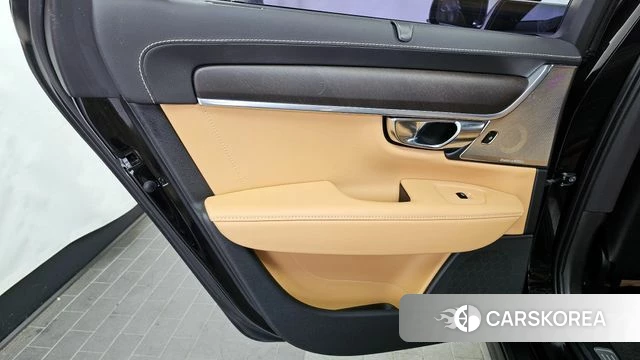 Volvo V90 Cross-Country id 4225014 из Кореи 17