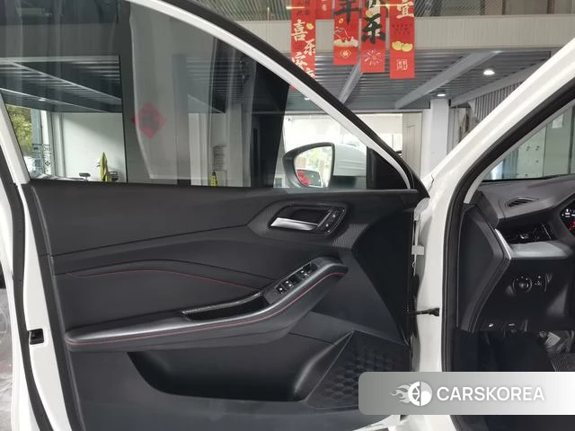 MG MG5 id 3969007 из Китая 17