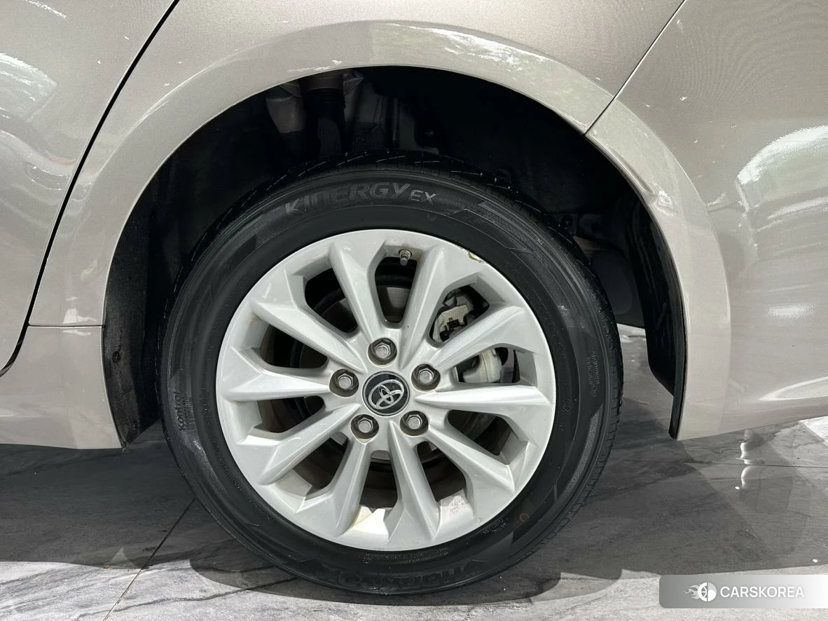 Toyota Corolla id 4514016 из Китая 17