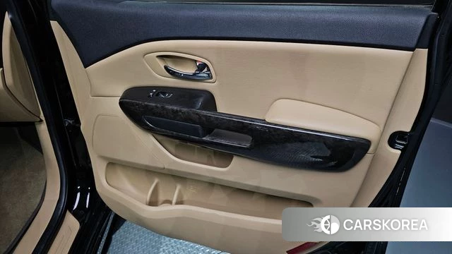 Kia The New Carnival id 4482646 из Кореи 17