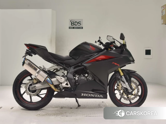 Проданный Honda CBR250RR ABS 2017 из Японии