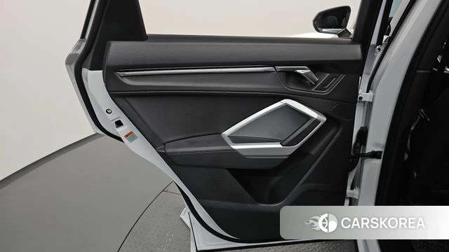 Audi Q3 (F3) id 4475342 из Кореи 17