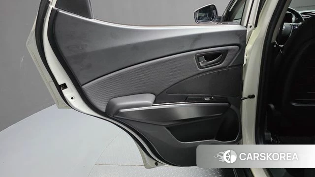 Ssangyong The New Tivoli id 4847940 из Кореи 17