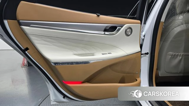 Hyundai The New Grandeur IG id 4324969 из Кореи 17