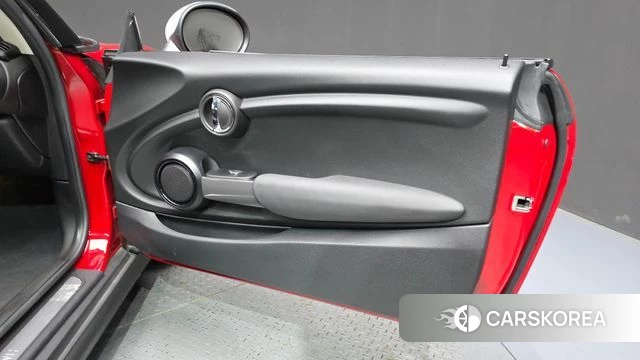 Mini Cooper D id 4536597 из Кореи 17