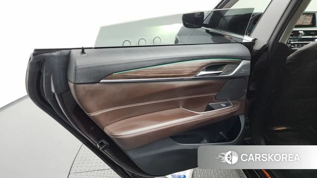 BMW 6 Series GT (G32) id 4530324 из Кореи 17