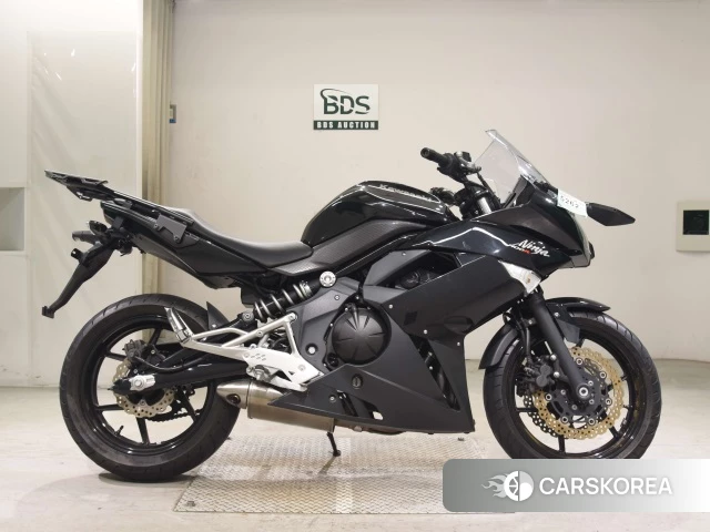Проданный Kawasaki NINJA 400R 2011 из Японии