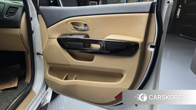 Kia The New Carnival id 4698722 из Кореи 17