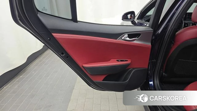 Kia Stinger id 4435250 из Кореи 17