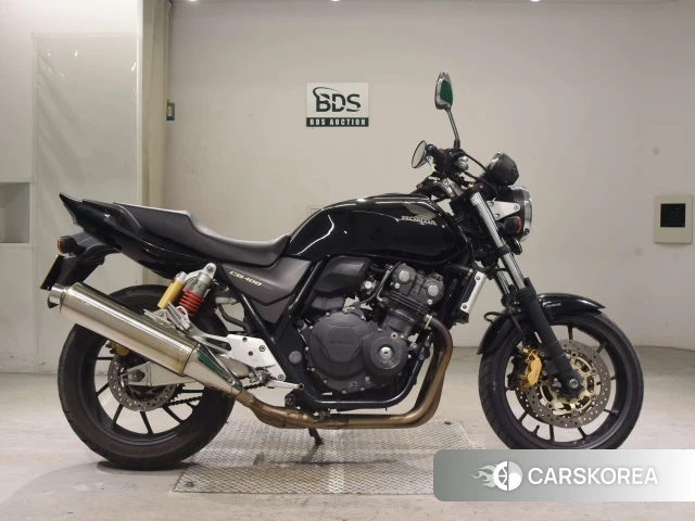 Проданный Honda CB400SF ABS 2015 из Японии