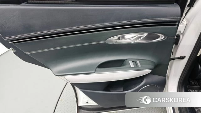 Genesis Electrified GV70 id 4696954 из Кореи 17