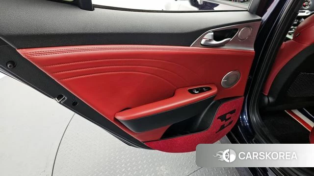 Kia Stinger Meister id 4355780 из Кореи 17