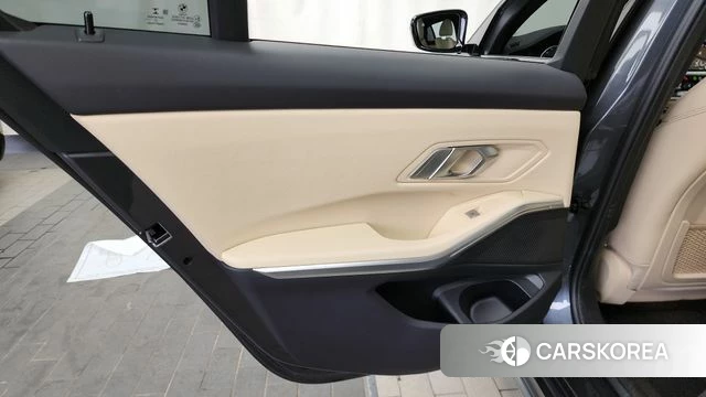 BMW 3 Series (G20) id 4369983 из Кореи 17