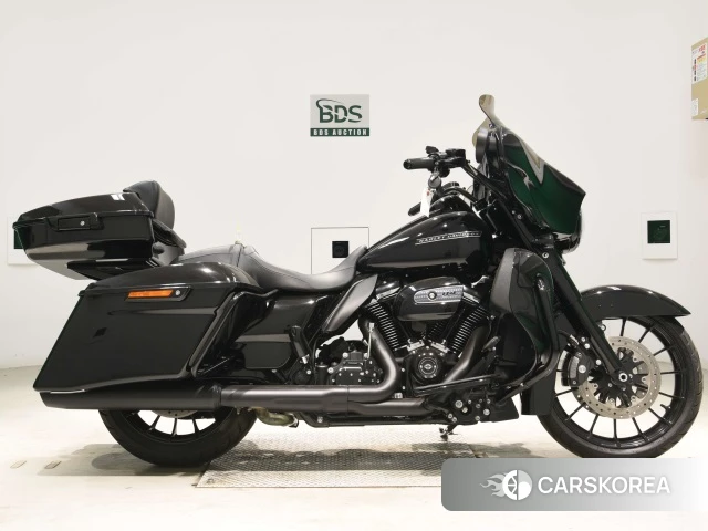 Проданный Harley-Davidson Street Glide FLHXS1870 2019 из Японии
