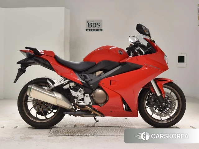 Проданный Honda VFR800F 2018 из Японии
