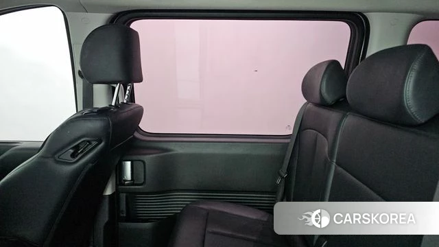 Hyundai Staria id 4308400 из Кореи 17