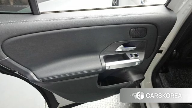 Mercedes-Benz EQB X243 id 4382497 из Кореи 17