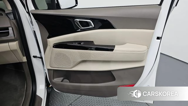 Kia Carnival 4th generation id 4720257 из Кореи 17