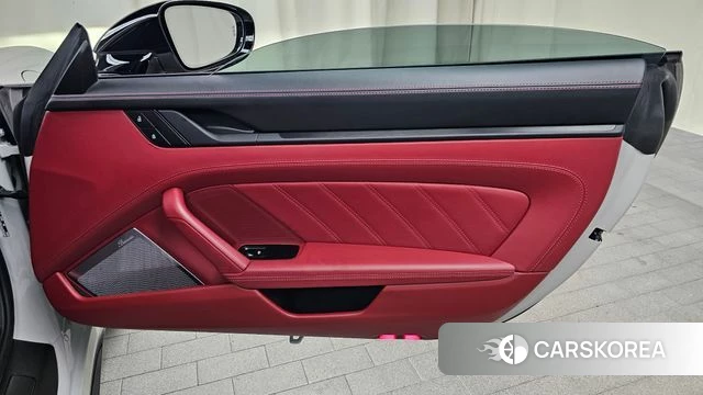 Porsche 911(992) id 4585662 из Кореи 17