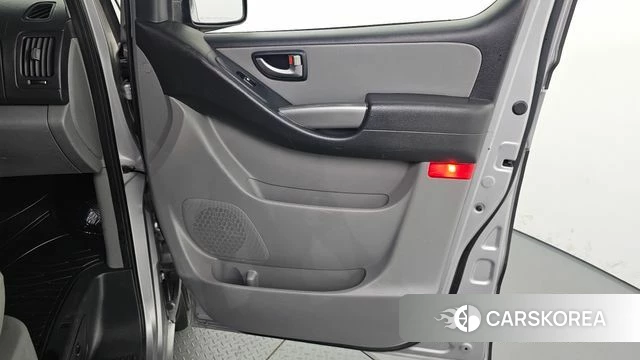 Hyundai The New Grand Starex id 4873344 из Кореи 17