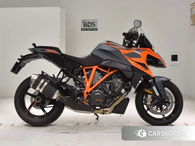 Проданный KTM 1290 SUPER DUKE GT 2022 из Японии