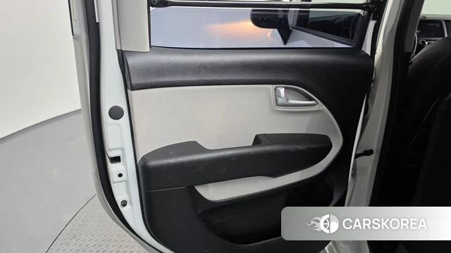 Kia The New Kia Ray id 4719801 из Кореи 17