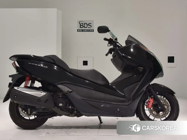 Проданный Honda FORZA 2013 из Японии