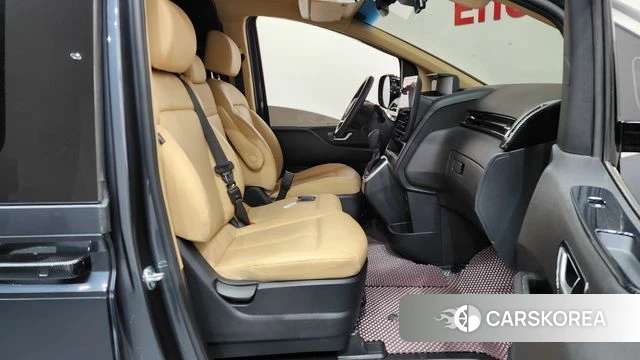 Hyundai Staria id 4481980 из Кореи 17