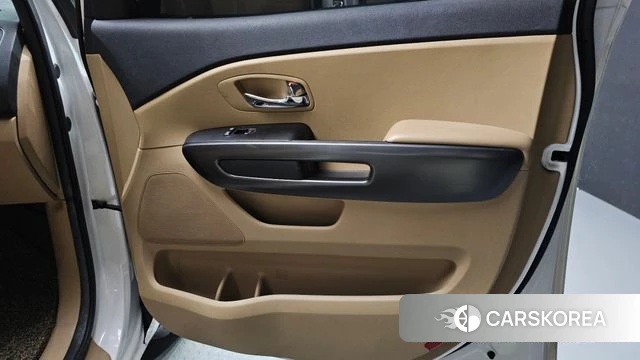 Kia The New Carnival id 4269412 из Кореи 17
