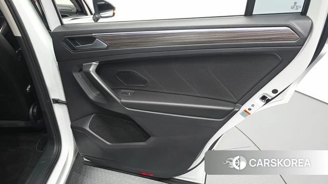 Volkswagen Tiguan Allspace id 4612895 из Кореи 17