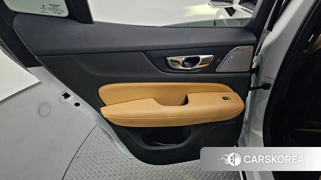 Volvo S60 3rd generation id 4410771 из Кореи 17