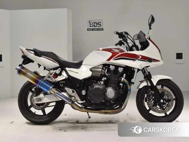 Проданный Honda CB1300SF BOLDOR 2010 из Японии, фото 2
