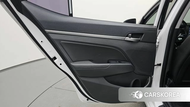 Hyundai Avante AD id 4536641 из Кореи 17