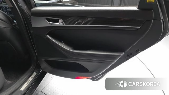 Genesis G80 id 4351295 из Кореи 17