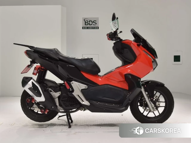 Проданный Honda ADV150 id 4176338 из Японии