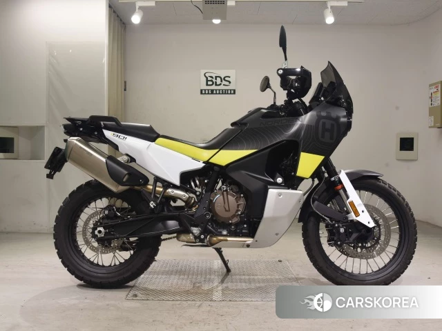 Проданный Husqvarna NORDEN 901 2022 из Японии