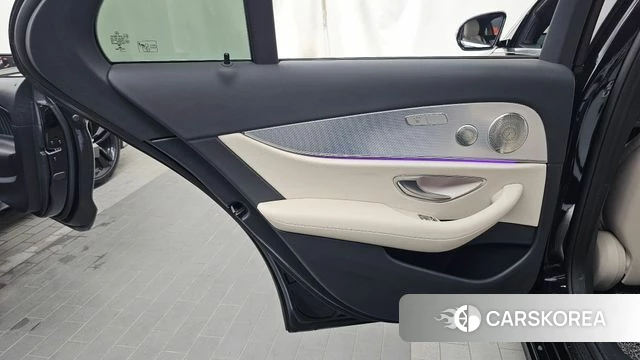 Mercedes-Benz E-Class W213 id 4641769 из Кореи 17
