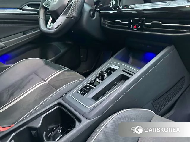 Volkswagen Golf id 4353232 из Китая 17