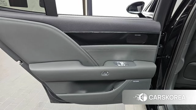 Genesis G90 (RS4) id 4835210 из Кореи 17
