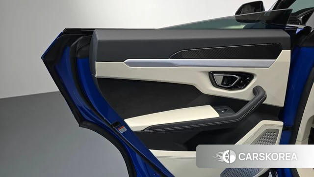Lamborghini Urus id 4836384 из Кореи 17