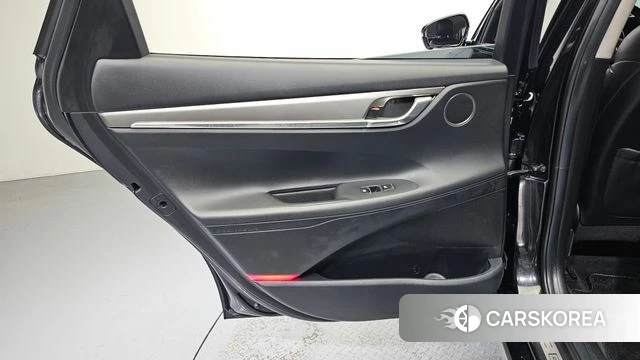 Hyundai The New Grandeur IG id 4657789 из Кореи 17