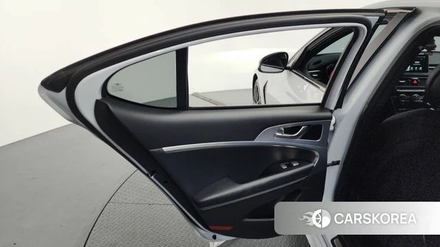 Genesis G70 id 4246147 из Кореи 17