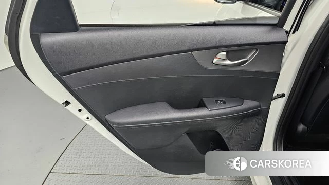 Kia Come New K3 id 4196883 из Кореи 17