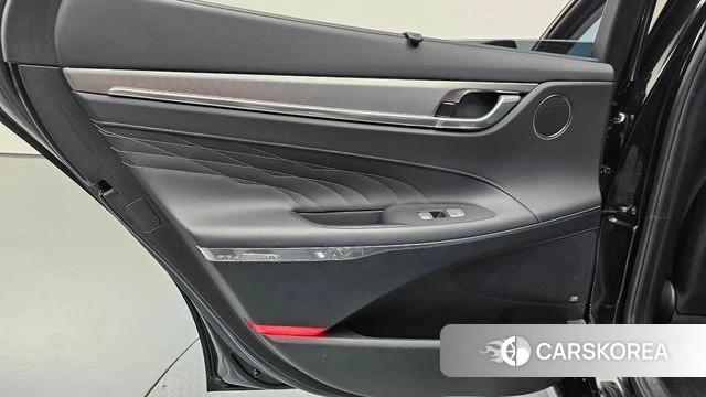 Hyundai The New Grandeur IG Hybrid id 4581021 из Кореи 17