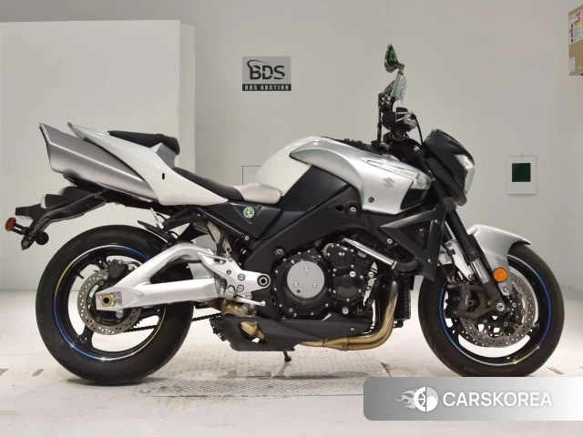 Проданный Suzuki GSX 1300 BK (B-KING) 2011 из Японии