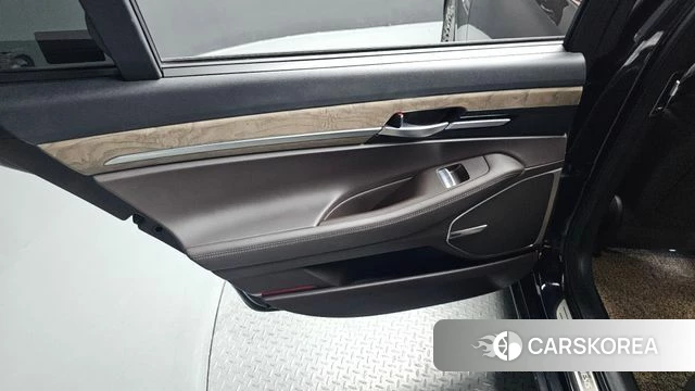 Genesis G90 id 4652070 из Кореи 17