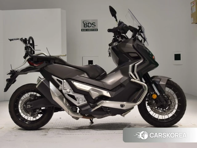 Проданный Honda X-ADV 750 2019 из Японии