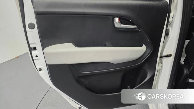 Kia The New Kia Ray id 4711149 из Кореи 17