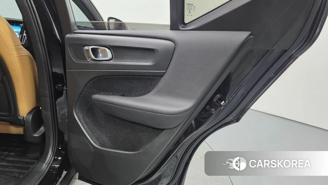 Volvo XC40 id 4677137 из Кореи 17